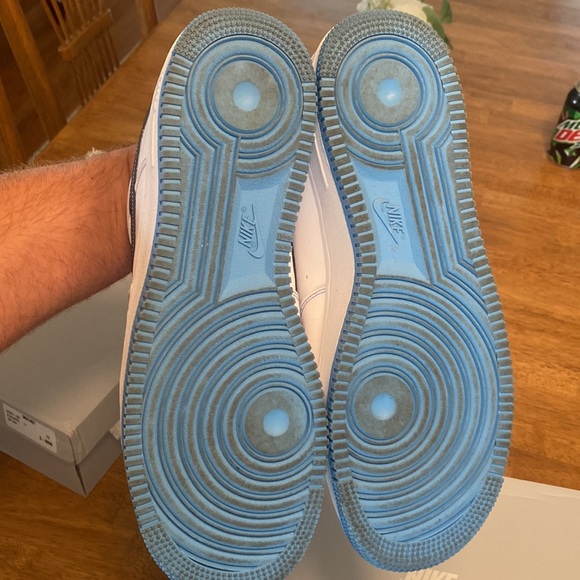 Air Force 1 (price FIRM) - Picture 5 of 6